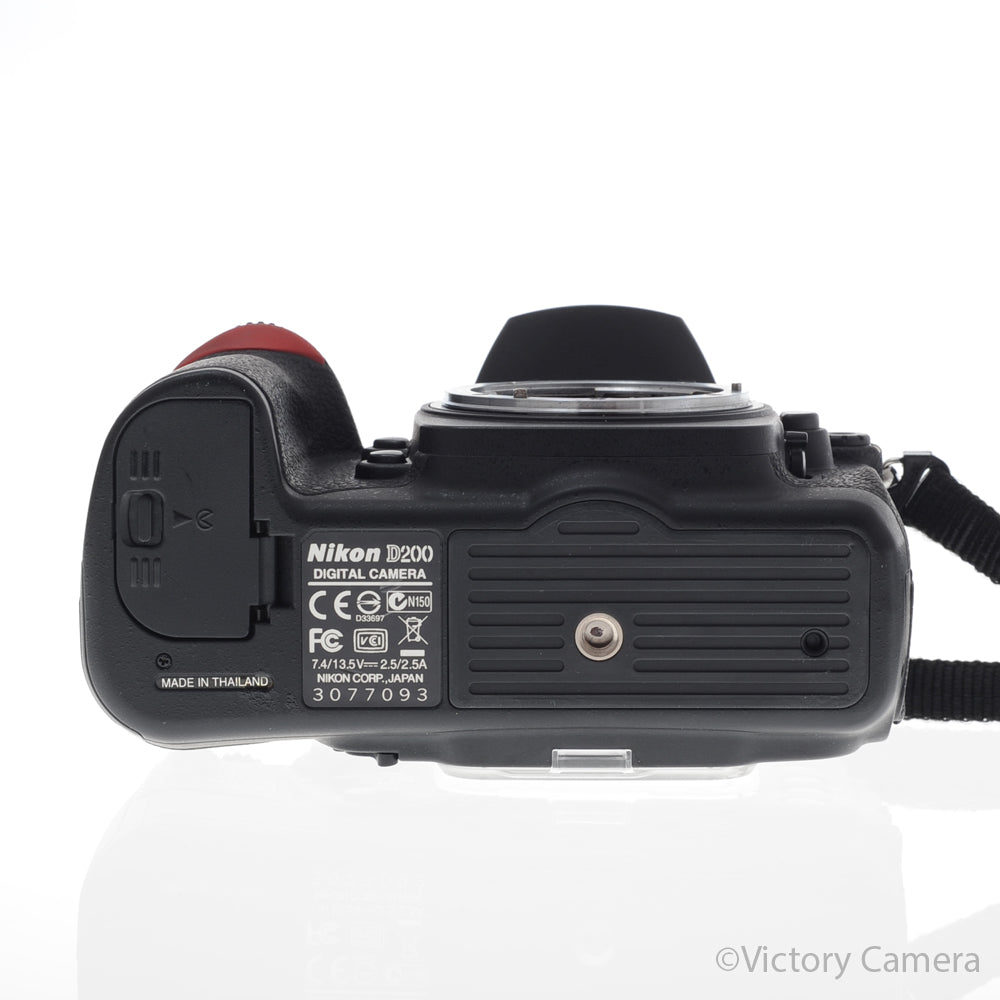 Nikon D200 10.2MP CCD Digital SLR Camera Body (Only 8200 Shots) [MINT-] image 4