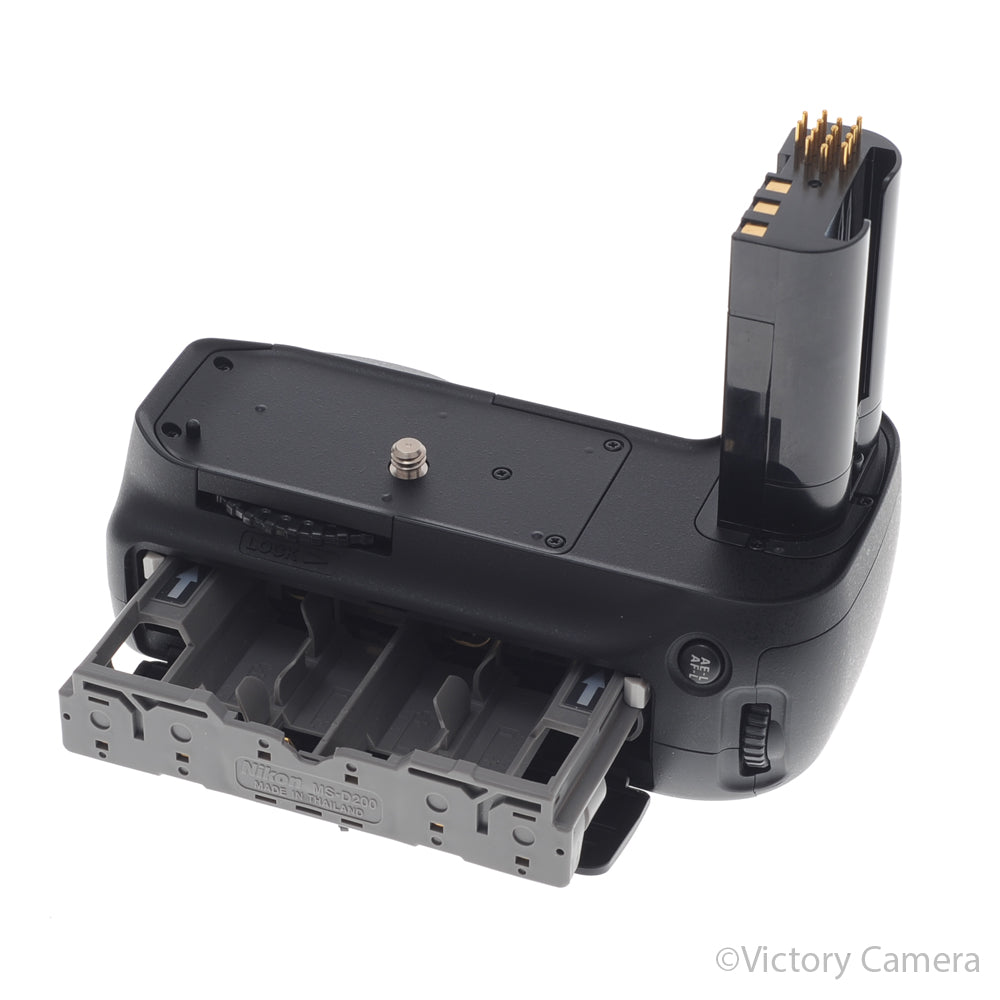 Nikon MB-D80 Battery Pack for Nikon D80 D90 w/ MS-D200 AA Battery Holder [EXC+] - Victory Camera