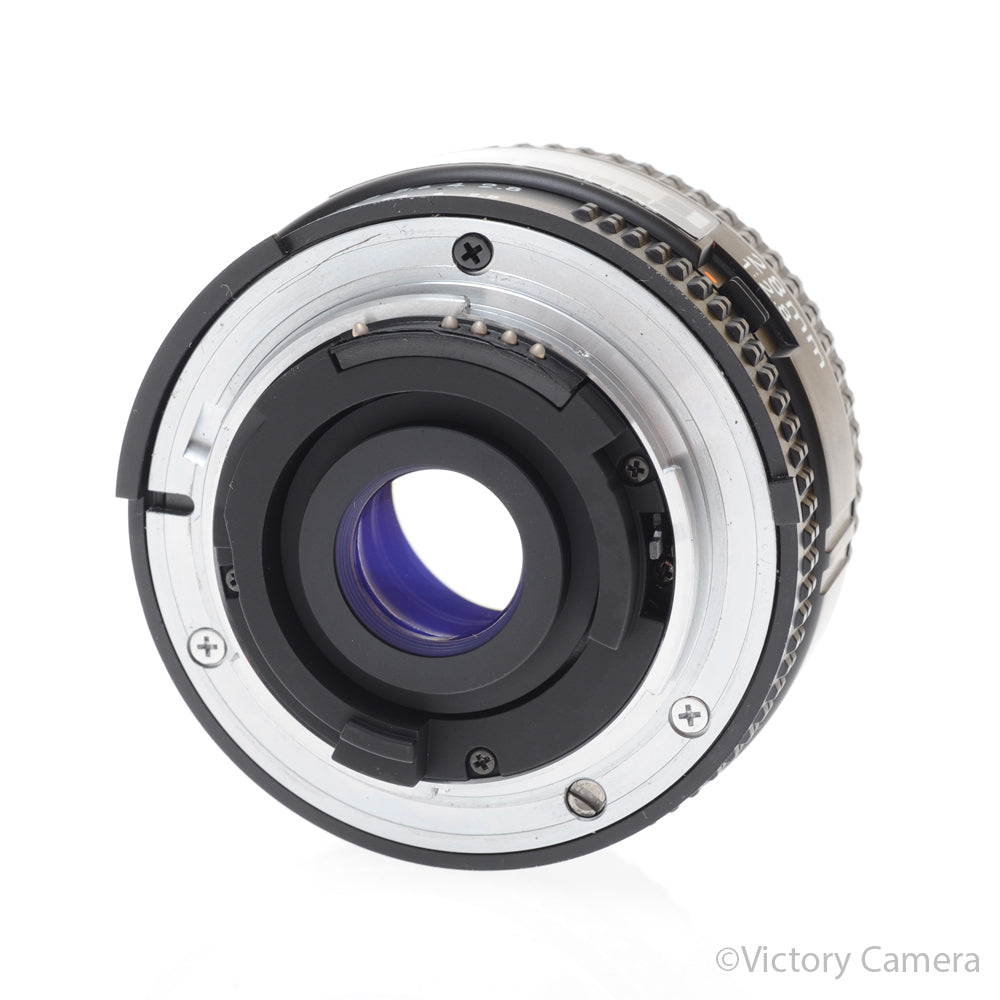 Nikon AF Nikkor 28mm f2.8 D Autofocus Prime Wide Angle Lens [MINT-] image 3