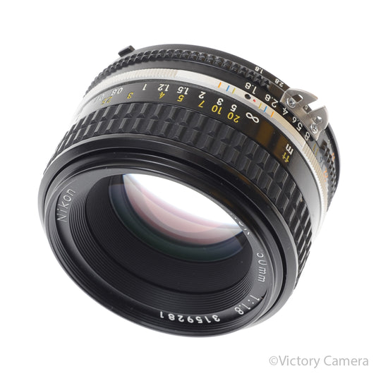 Nikon Nikkor 50mm F1.8 AI-S Manual Lens III (Long Version) [EXC+] image 1