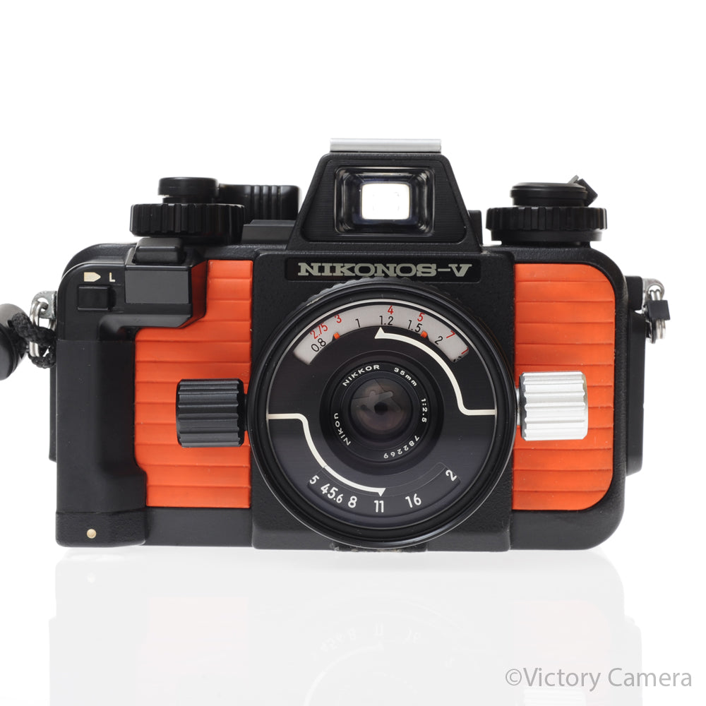 Nikon Nikonos V Underwater Film Camera w/ 35mm f2.5 Lens [EXC] - Victory Camera
