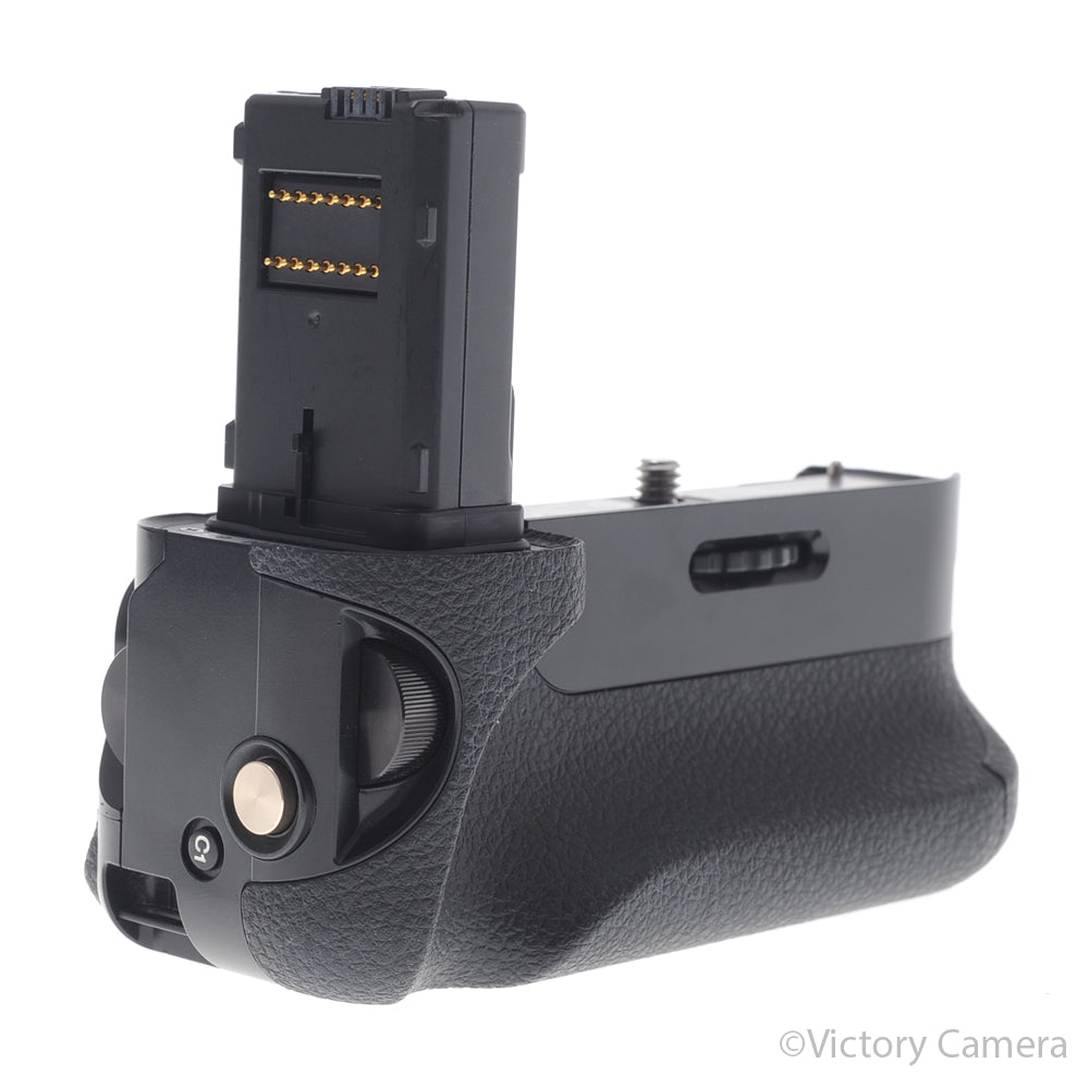 Sony VG-C1EM Vertical Battery Grip for Sony A7/A7R/A7S [EXC] image 4