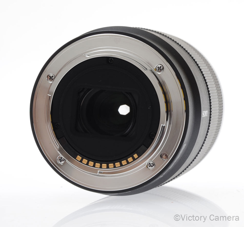 Sony 18-135mm f3.5-5.6 SEL 18135 Zoom Lens for APS-C Sony E Mount [MINT] image 4
