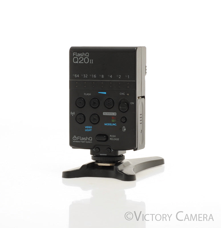 LightPix Labs Q20II Compact Speedlite Flash  [EXC] - Victory Camera