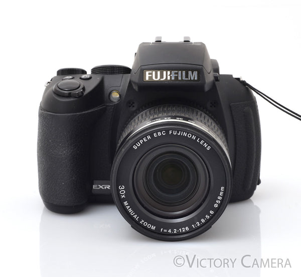 FujiFinePix-3_e4a9a9b4-d055-