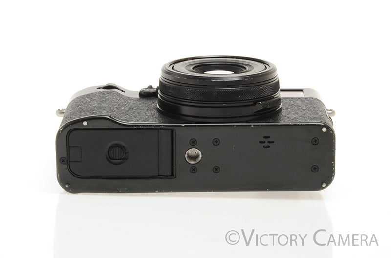 Fujifilm X100V 26.1mp Digital Camera -1,498 Shutter Count- [EXC-] - Victory Camera
