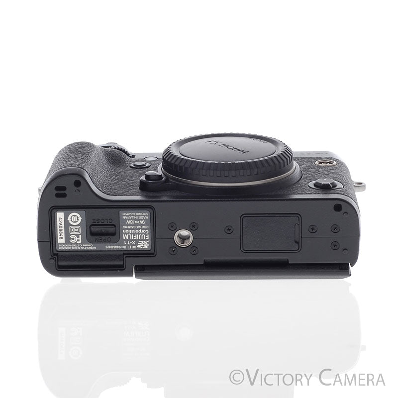 Fuji X-T1 XT1 16.3MP Black Mirrorless Digital Camera Body ~115 Shots- [EXC+] - Victory Camera