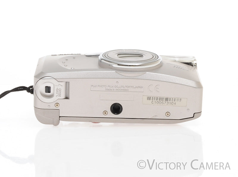 Fuji Fujifulm Zoom Date 110EZ 35mm Point & Shoot Camera [EXC] - Victory Camera