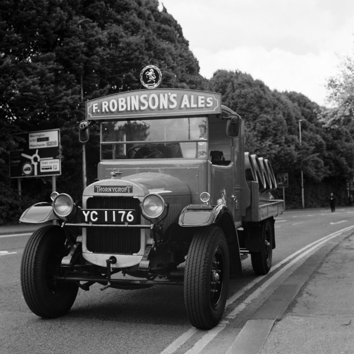 Ilford HP5 PLUS 400 Black & White Negative Film (120) - Victory Camera