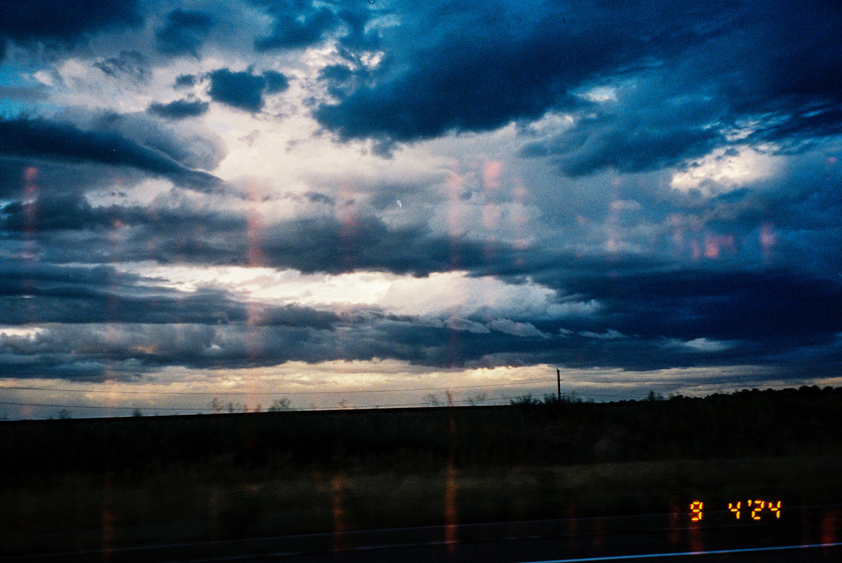 CineStill Film 800T Tungsten Xpro C-41 Color Negative Film (35mm Roll Film, 36 Exposures) - Victory Camera