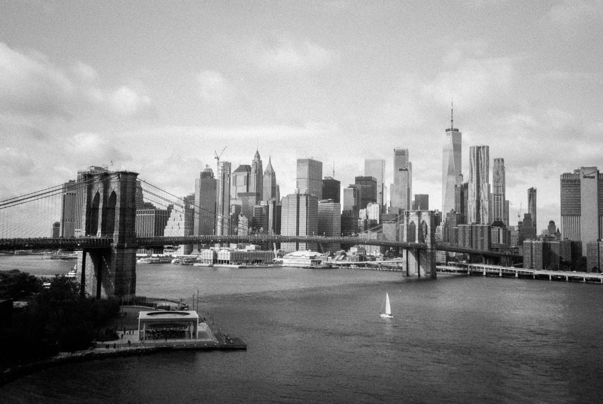 Kentmere PAN 400 Black & White Negative Film (35mm, 36 Exposures) - Victory Camera