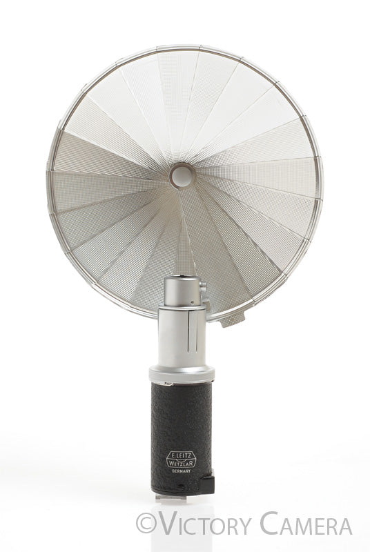 Leica Leitz Synchronblitzer Flash Petal Flash CEYOO -Mint, For Display Only- [AS-IS] - Victory Camera