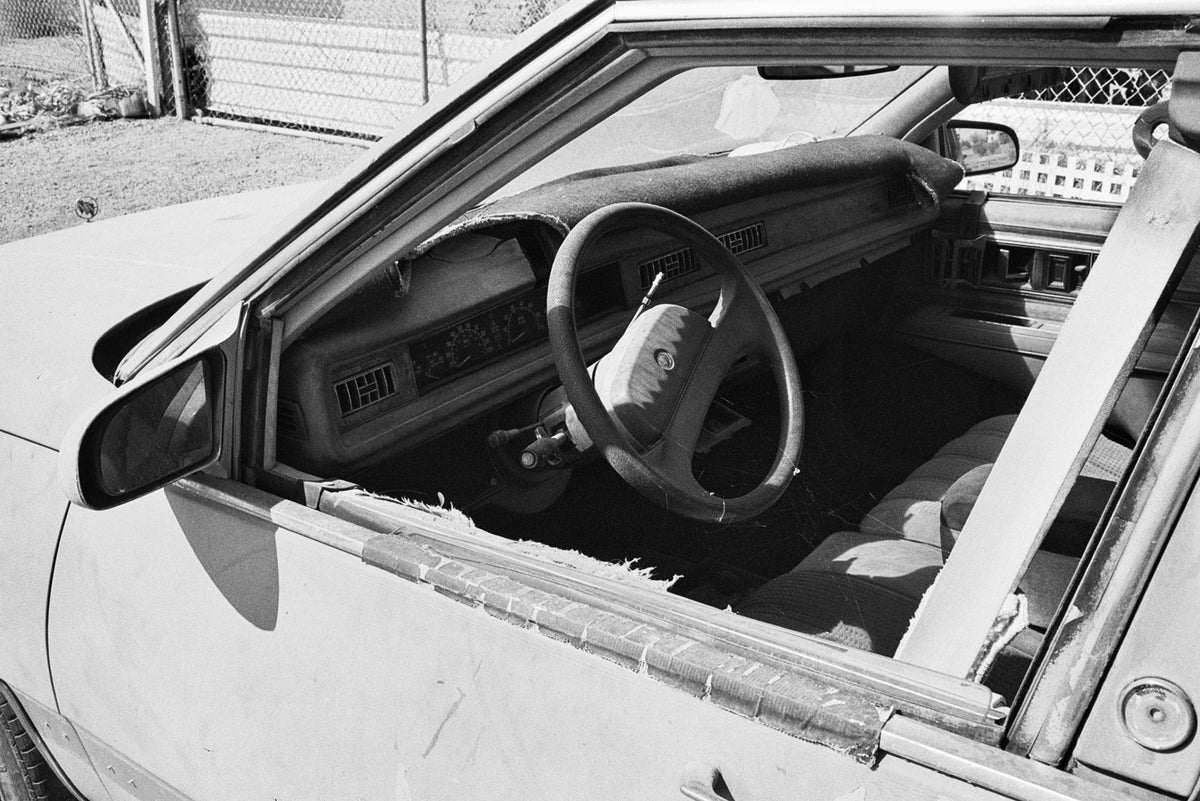 Ilford HP5 PLUS 400 Black & White Negative Film (35mm, 36 Exposures) - Victory Camera