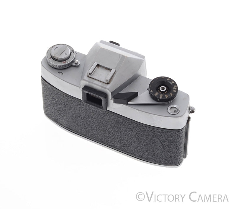Leica Leicaflex (Original) Chrome SLR Camera Body -FOR PARTS ONLY- [AS-IS] - Victory Camera
