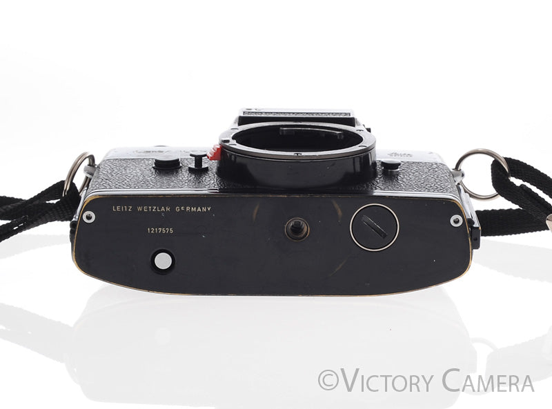 Leica Leicaflex SL Black 35mm SLR Camera Body -FOR PARTS ONLY- [AS-IS] - Victory Camera