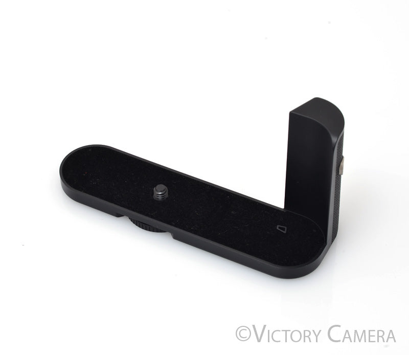 Leica Handgrip 19540 For Leica Q, Q2 [EXC+] - Victory Camera
