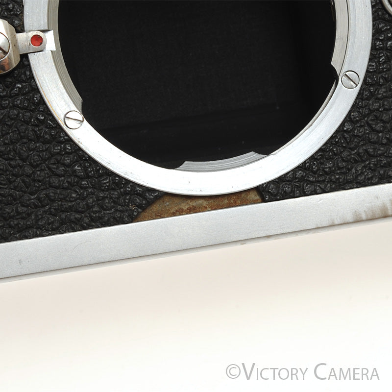 Leica M2 Classic Chrome 35mm Rangefinder Camera Body [EXC-]