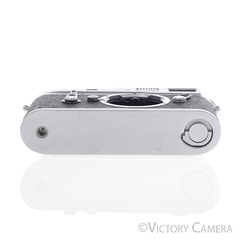 Leica M4 Classic Chrome 35mm Rangefinder Camera Body -YYE CLA- [EXC]