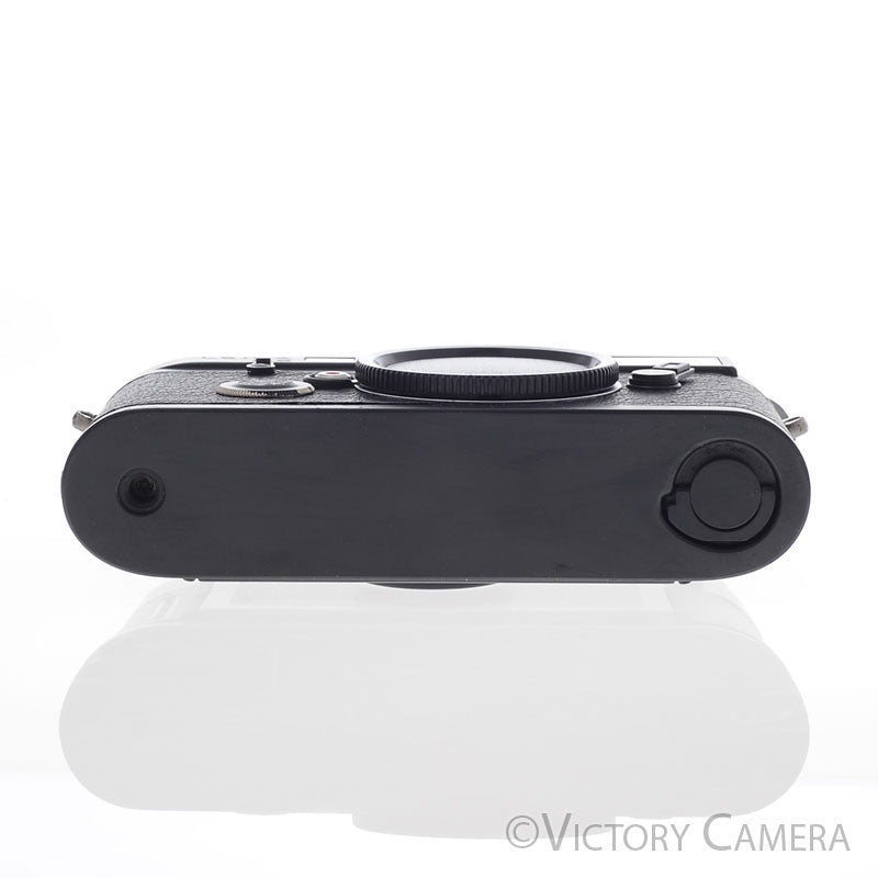 Leica M6 Classic Black 35mm Rangefinder Camera Body -YYE CLA- [EXC] - Victory Camera