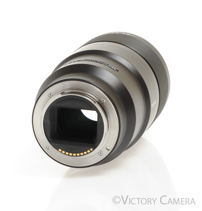 Sony FE 90mm f2.8 Macro G OSS Prime Lens for E Mount w/ Shade [MINT-] - Victory Camera