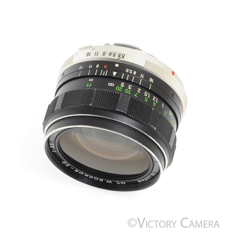 Minolta W.Rokkor-SG 28mm f3.5 MC Wide Angle Lens for MD Mount -Clean w/ Shade- - Victory Camera