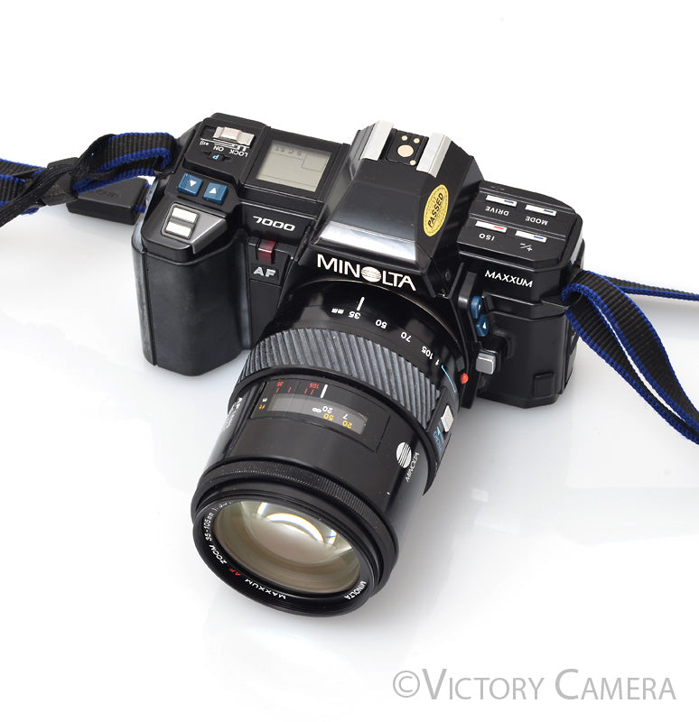 Minolta Maxxum 7000 35mm Autofocus Film Camera with 35-105mm Zoom Lens [EXC]