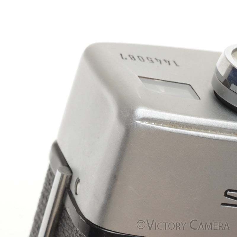 Minolta SRT101 SRT 101 Chrome 35mm Camera w/ 55mm F1.7 Lens -New Seals-