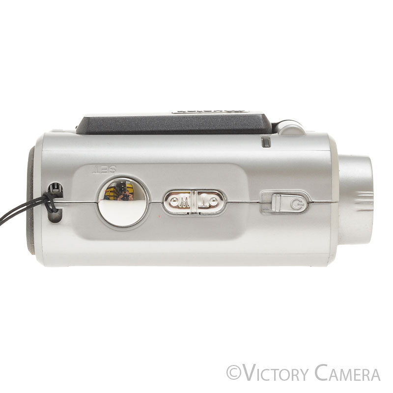 Mustek DV 3000 3.0MP Camcorder [EXC-] - Victory Camera
