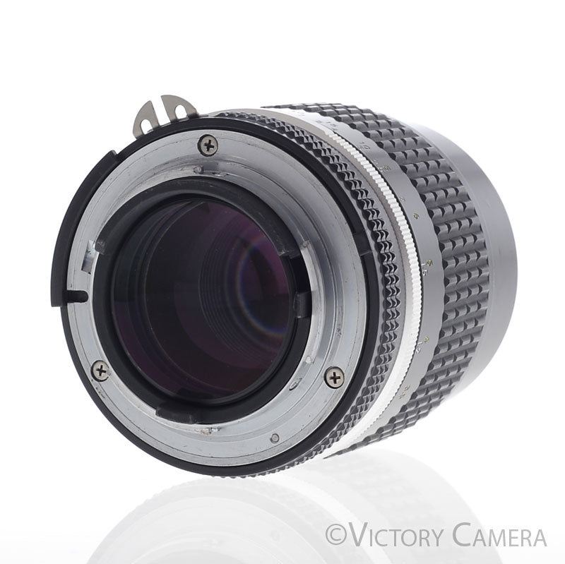 Nikon Nikkor 105mm f2.5 AI-S AIS Prime Portrait Lens [EXC+] - Victory Camera