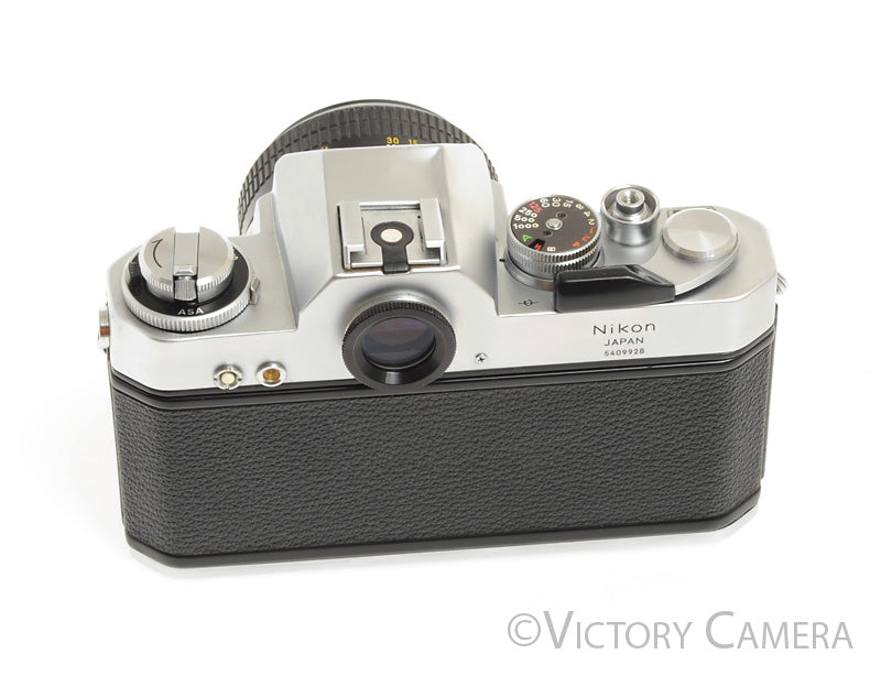 Nikon Nikomat EL NIKKOR-S 35mm 50mm セット Nikon Nikkormat EL Chrome 35mm Camera w/ 50mm f2 Lens -New Seals- [EXC