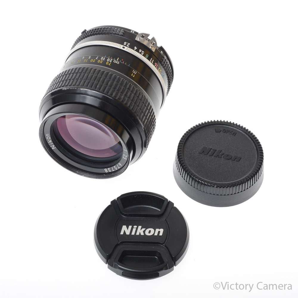 Nikon Nikkor 105mm f2.5 AI Prime Portrait Lens [EXC-] image 5