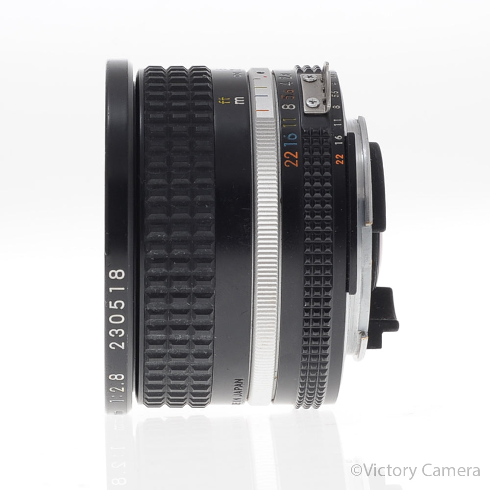 Nikon Nikkor 20mm f2.8 AI-S Wide Angle Lens [EXC-] image 4