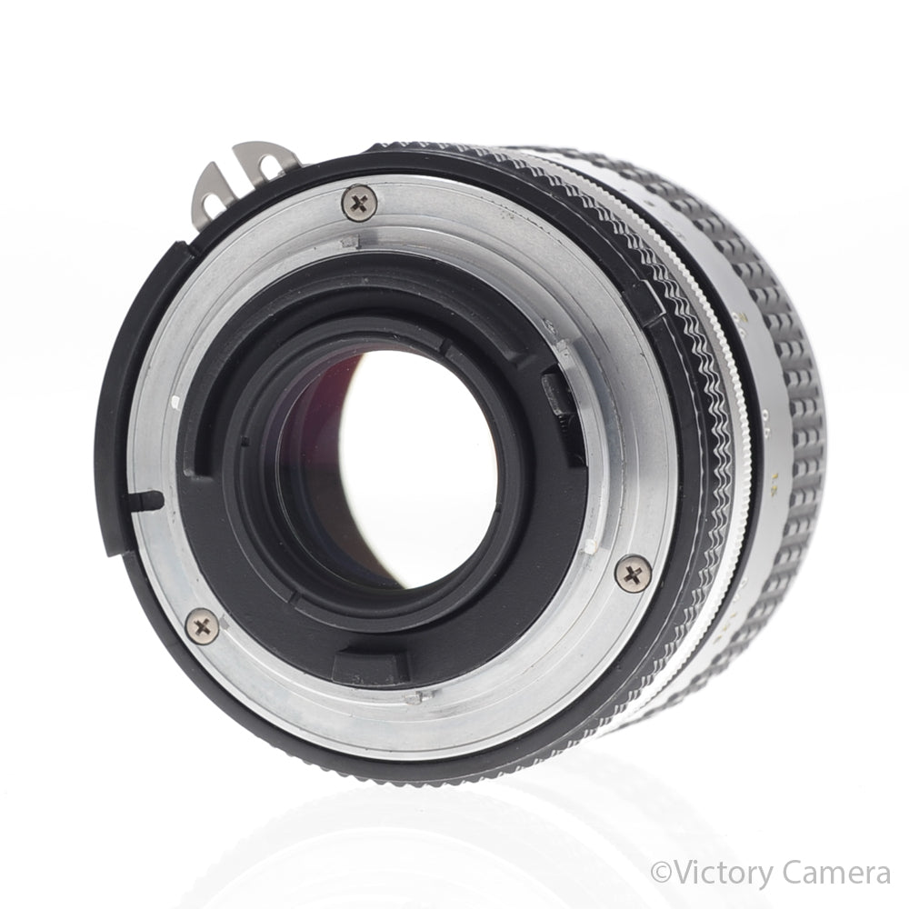 Nikon Nikkor 35mm f2.0 AI Manual Focus Lens [EXC-] image 5