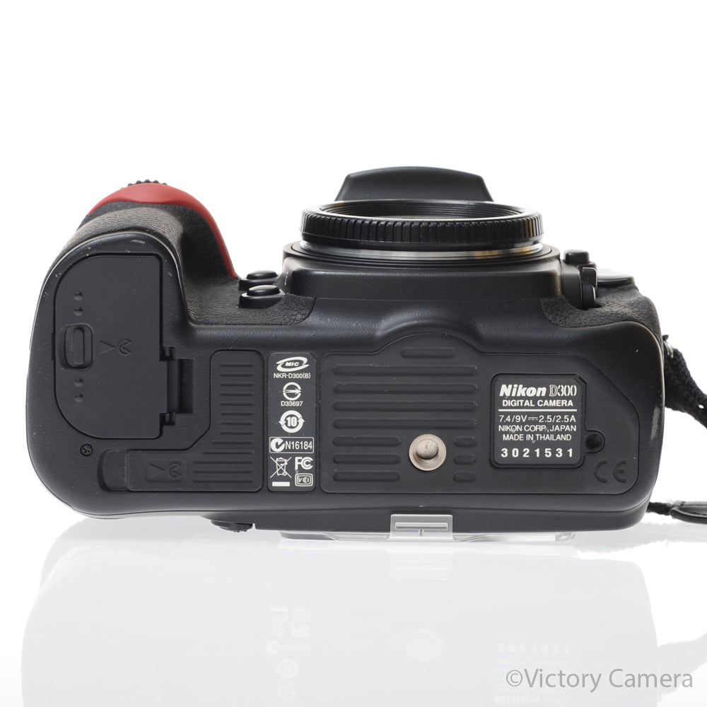 Nikon D300 Digital SLR Camera Body Only [EXC+] image 5