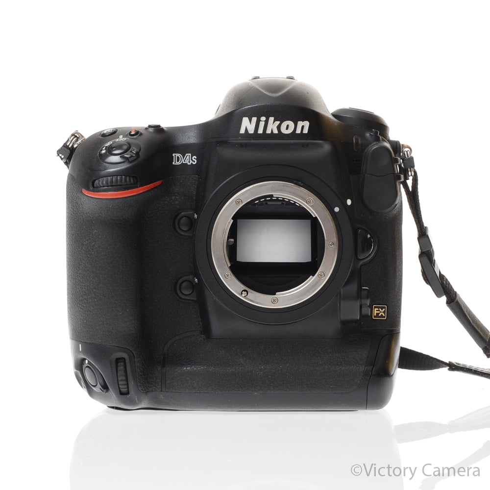 Nikon D4 16.2MP Full Frame DSLR Camera Body [GOOD] image 1