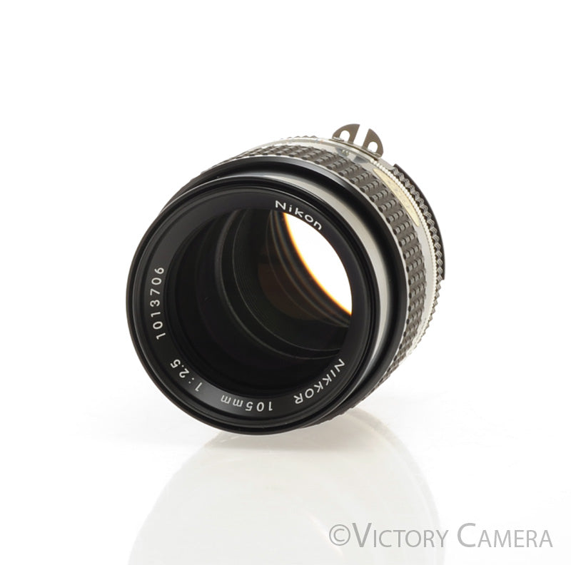 Nikon Nikkor 105mm f2.5 AI-S AIS Prime Portrait Lens [MINT-] - Victory Camera