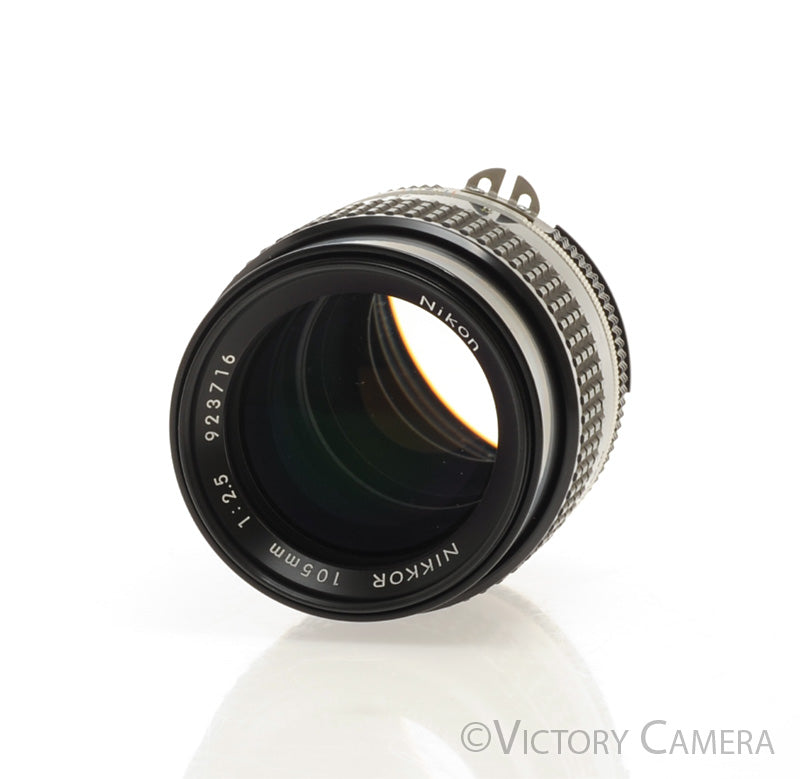 Nikon Nikkor 105mm f2.5 AI-S AIS Prime Portrait Lens [EXC+] - Victory Camera