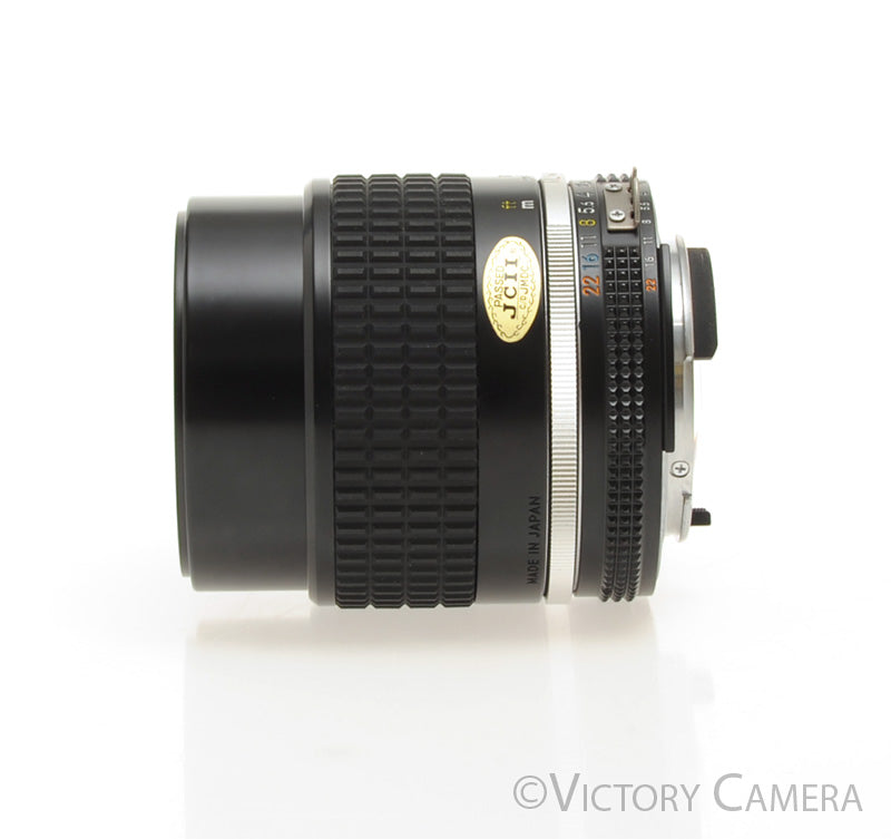 Nikon Nikkor 105mm f2.5 AI-S AIS Prime Portrait Lens [MINT-] - Victory Camera