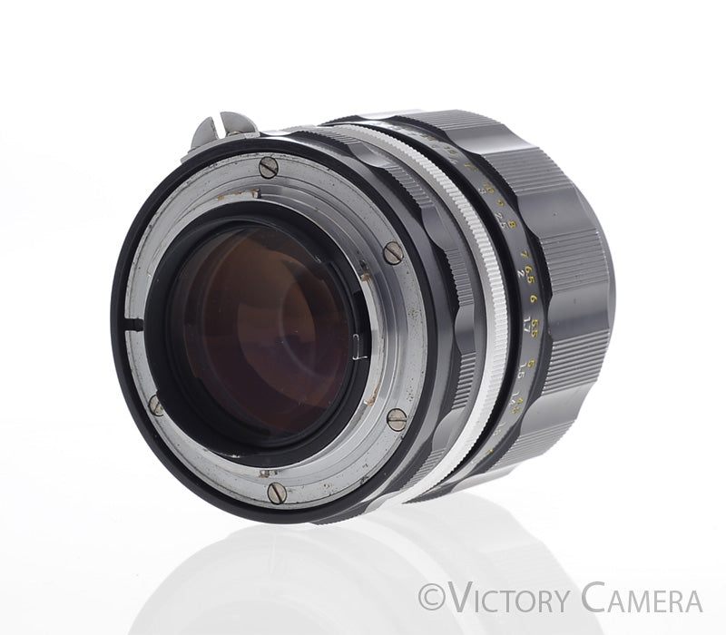 Nikon Nikkor-P 105mm f2.5 Photomic non-AI Telephoto Prime Lens [EXC+] - Victory Camera