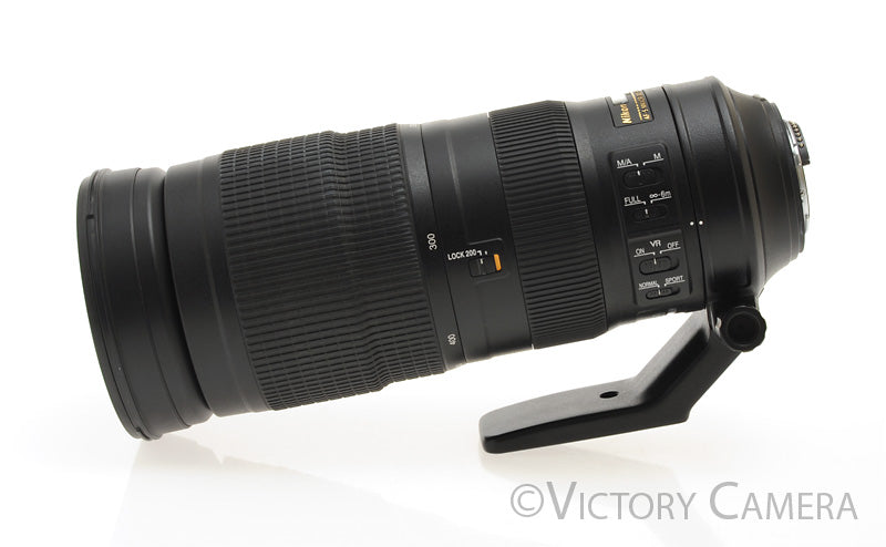 Nikon AF-S Nikkor 200-500mm f5.6E ED VR Telephoto Zoom Lens w/ Shade [EXC+] - Victory Camera
