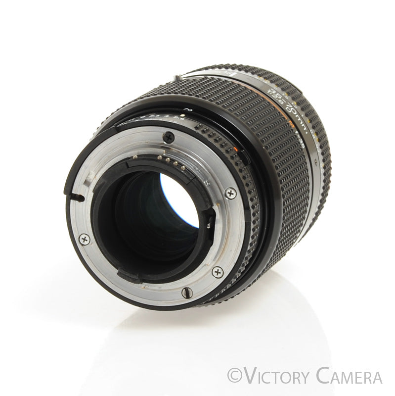 Nikon Nikkor 35-70mm f2.8 AF-D Fast Autofocus Lens [Good] - Victory Camera