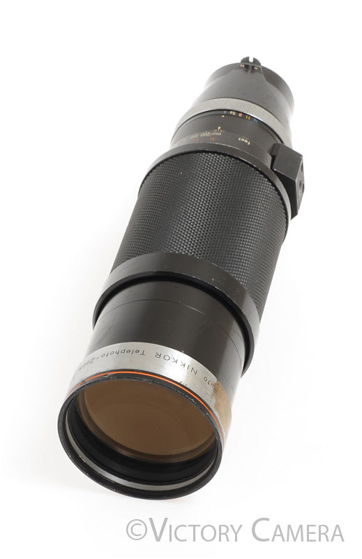 Nikon Nikkor Telephoto-Zoom 8.5cm-25cm (85mm-250mm) f4-4.5 Non-AI Lens