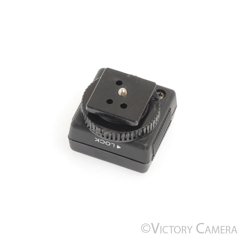 Nikon AS-15 Hot Show PC Cord Adapter -Clean in Box- - Victory Camera