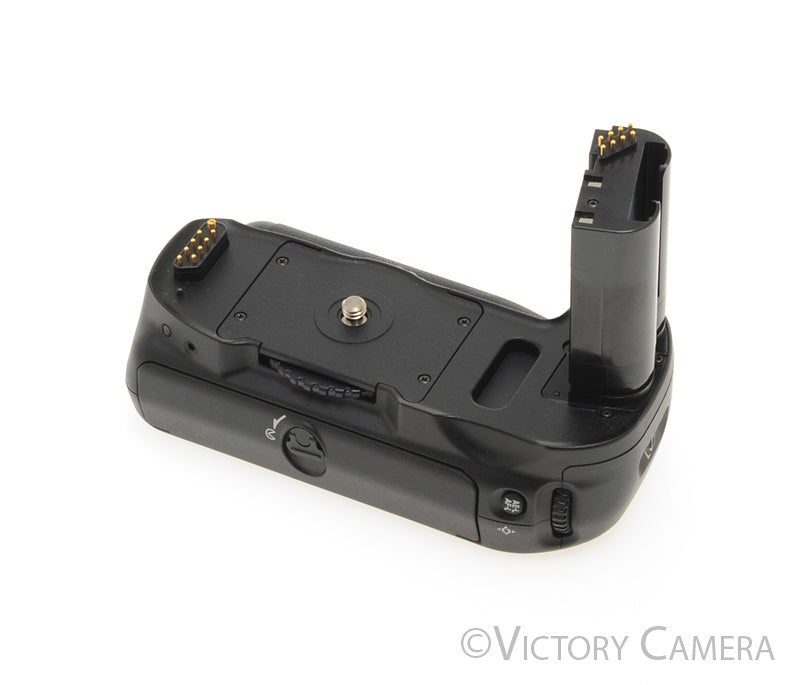 Nikon MB-D100 Multi Function Battery Pack (Vertical Grip for D100) [EXC] - Victory Camera