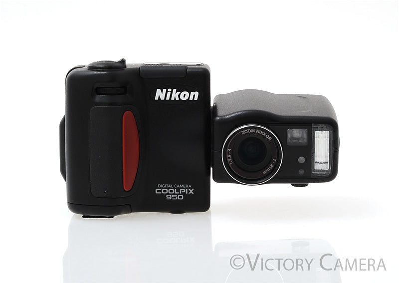 Nikon CoolPix 950 2.1MP Swivel Head Digital Camera Digicam [EXC+] - Victory Camera