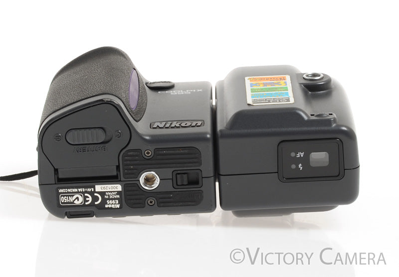 Nikon CoolPix 995 3.3MP Rotating Digital Camera Digicam -Cool- [EXC+] - Victory Camera