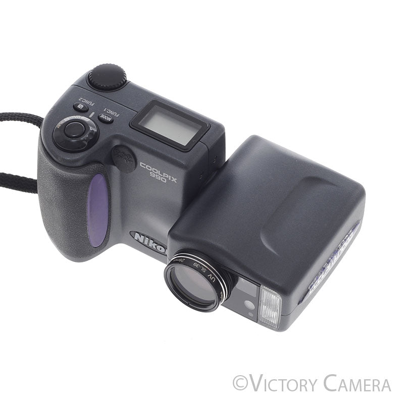 Nikon CoolPix 990 3.34MP Swivel Head Digital Camera -Cool- [EXC+]
