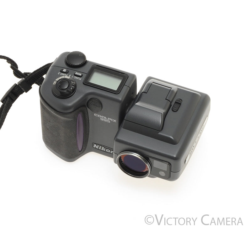 Nikon CoolPix 995 3.3MP Rotating Digital Camera Digicam -Cool- [EXC]