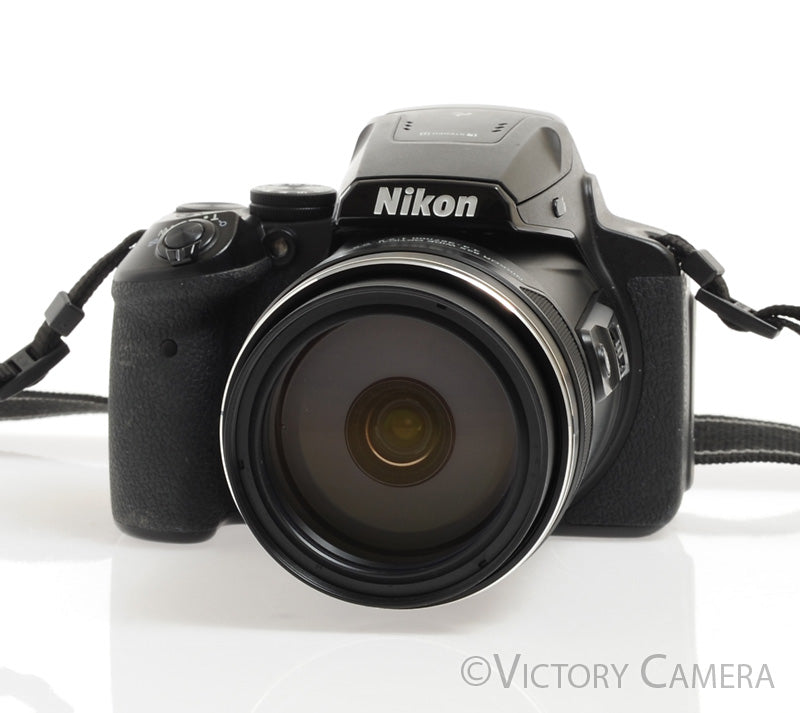 Nikon Coolpix P900 Digital Camera w/ 24-2000mmm Optical Zoom Lens -Nice