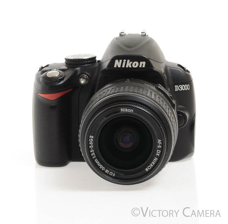 Nikon D3000 Digital SLR Camera Body w/ 18-55mm AF-S Zoom Lens ~5,600 Shots